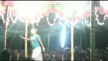Porn Jio Me Chalne Wali - Hot Jatra Dance Opera Sexy Dance indian tube porno on Bestsexxxporn.com