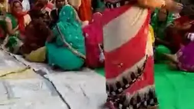 Xxx Jabrdsti Marvadi - Videos Marwadi Dance Xxx indian tube porno on Bestsexxxporn.com