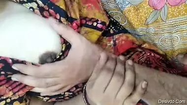 380px x 214px - Hubby Playing With Wife S Cute White Boobs indian sex video