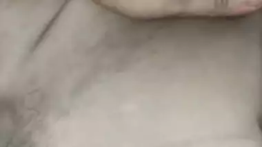 Red lips Indian porn bhabhi moaning sex with husband