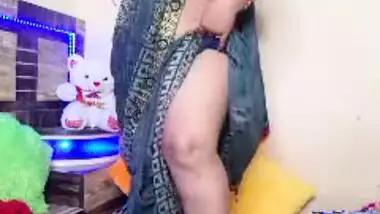 Geeta Rabari Singar Sex Videos indian tube porno on Bestsexxxporn.com