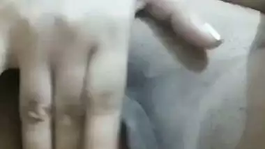 Cutest girl live nude show for her boyfriend viral MMS