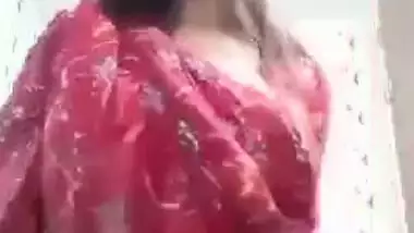 Free Whatsapp Sex Pakistani Girls - Pakistani Girls Selfie Fingers Video indian tube porno on Bestsexxxporn.com