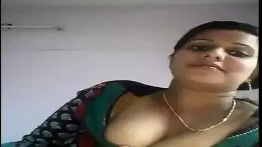 Mallu Devika Boobs Suck indian tube porno on Bestsexxxporn.com