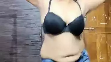 Naseebo Lal Ke Mujra Sexy Movie Mein Dikhayen indian tube porno on  Bestsexxxporn.com