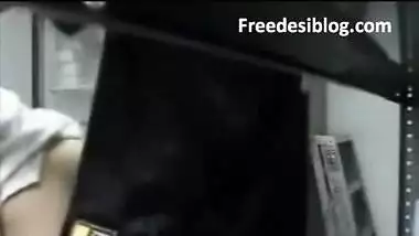 Sexy Indian Bhabhi Blowjob MMS