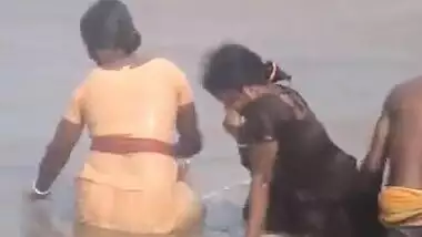 Mumbai Beach Sex Video Hard indian tube porno on Bestsexxxporn.com