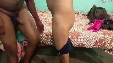 Chut Mein Se Khoon Nikal Jaane Wali indian tube porno on Bestsexxxporn.com