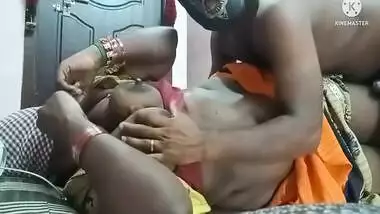 380px x 214px - Navel Show Saree Aunty indian tube porno on Bestsexxxporn.com