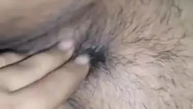Hot Muth Marne Wali Ladki indian tube porno on Bestsexxxporn.com