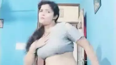 Desi Nave Chaku Belly Stab Vk indian tube porno on Bestsexxxporn.com