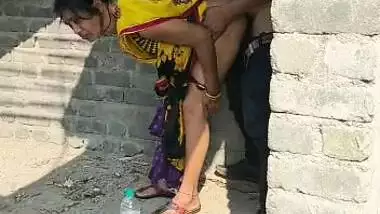 Tubxporn In Indian Bhabhi - Indian Bhabhi Illicit Sex In The Outdoors indian sex video