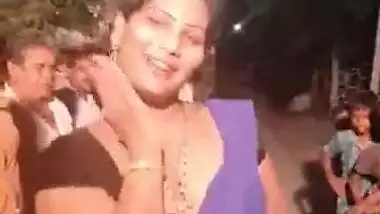 Guntur Hijralu Dance Xnxx indian tube porno on Bestsexxxporn.com