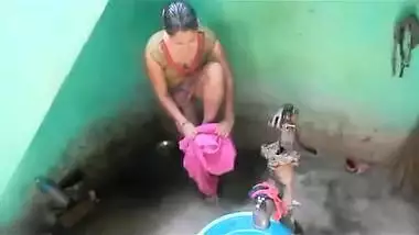Aunty Whach Clothes Village Porn - Videos Indian Aunty Washing Clothes indian tube porno on Bestsexxxporn.com