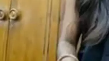 Hot Desi girl sucking cock