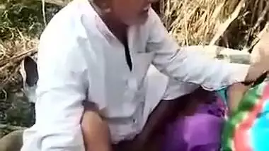 Haryavi Aunty Fucking Video - Haryanvi Tau Fucking Khet indian tube porno on Bestsexxxporn.com