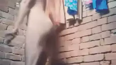 Dehati desi bathing merged video leaks