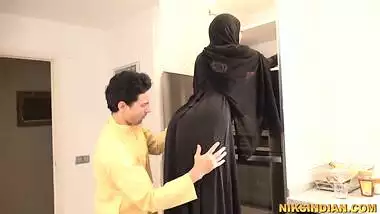 Burka Wali Bhabhi Ki Video - Muslim Burka Anal indian tube porno on Bestsexxxporn.com