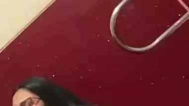 Chubby girl gives an outdoor blowjob in a cinema theatre