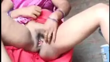 Videos Tamil Yoni indian tube porno on Bestsexxxporn.com