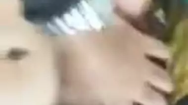 Two Kashmiri Girl Fuck - Beautiful Kashmiri Girl Fucking Inside Car indian sex video