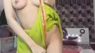 Lap Dancing Bitch Curly Haired indian tube porno on Bestsexxxporn.com